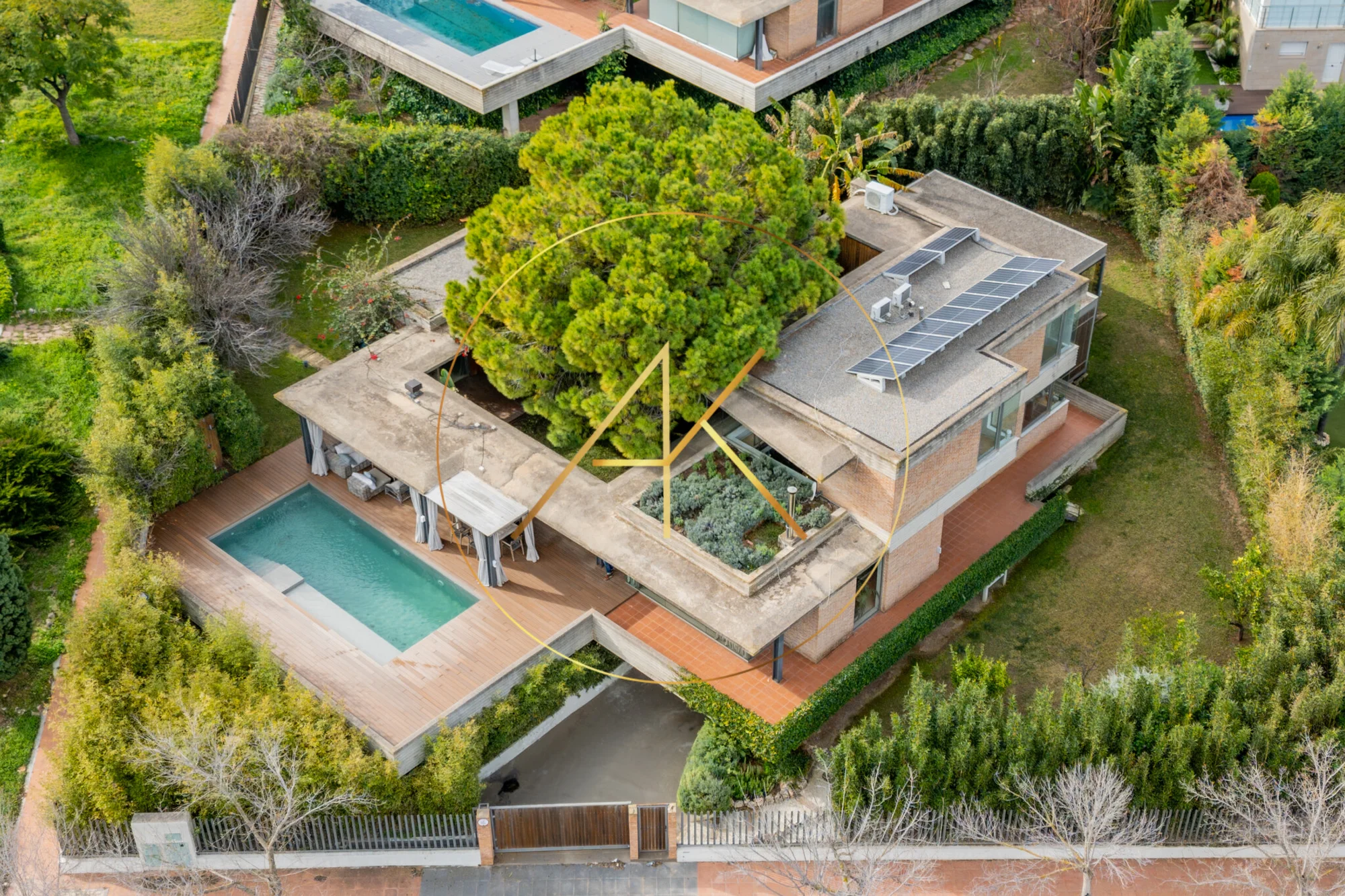 Golf-view villa with five bedrooms