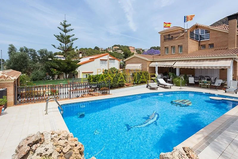 Five-bedroom chalet in Bonavista, Cullera