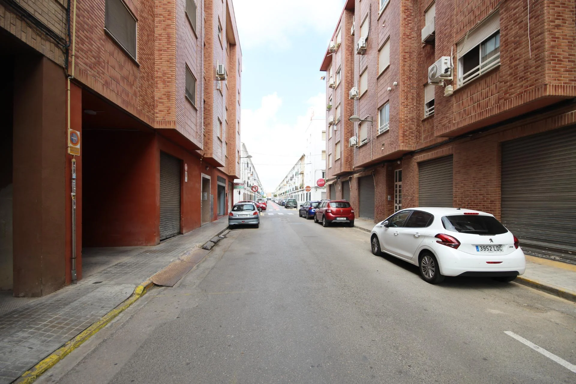 Local comercial en Alaquàs con altillo