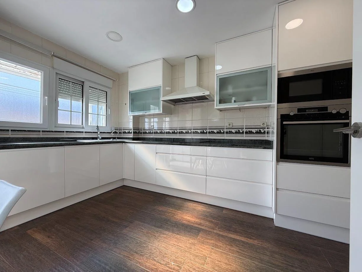 Reformed Mislata flat, three bedrooms