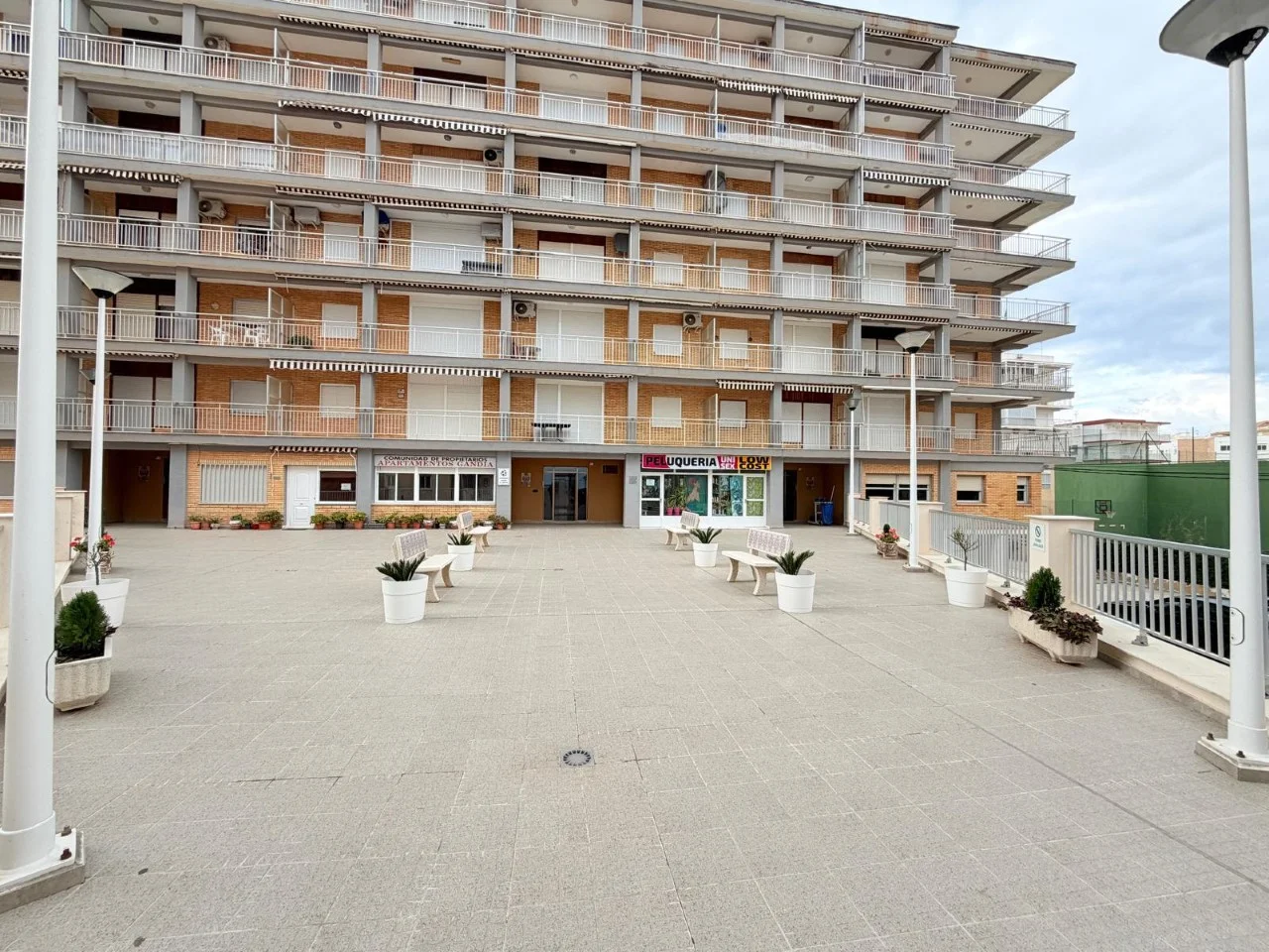 Apartamento en primera línea con potencial