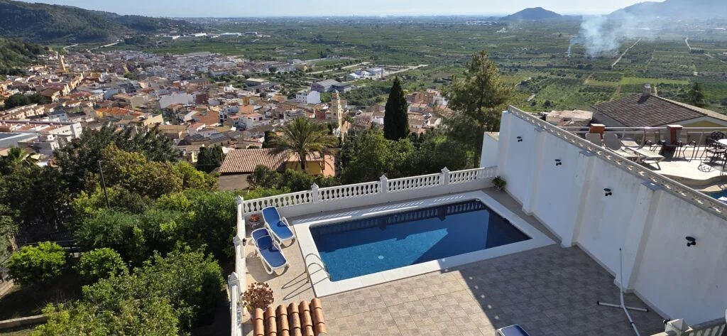 Sea-view villa with private pool