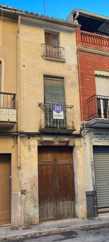 Casa para reformar en centro de Carcaixent