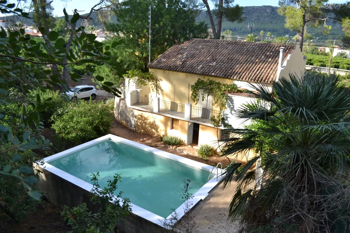 Historic chalet with large plot