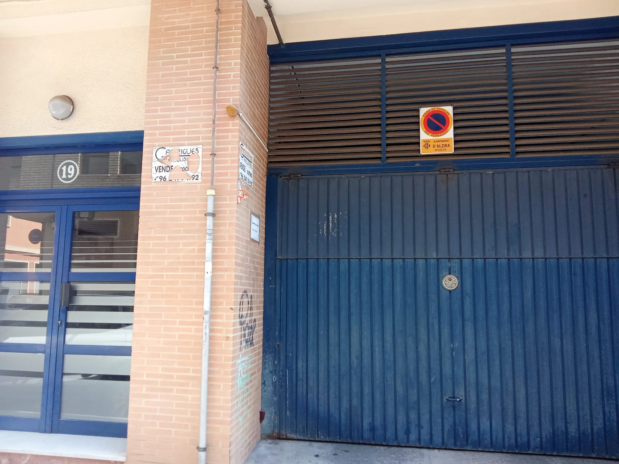 33 m² garage space in Alzira