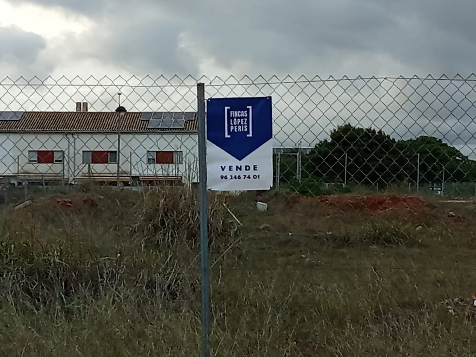 Solar urbano en Carcaixent, 400 m²