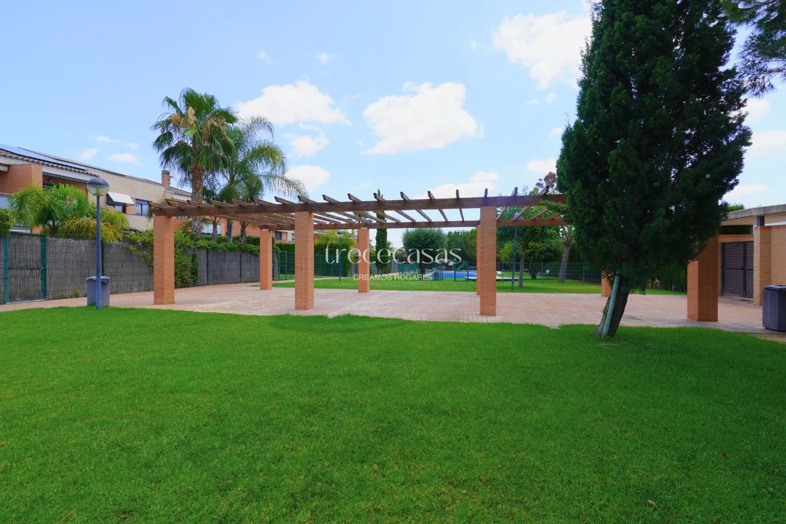 Spacious Torre en Conill townhouse, five bedrooms