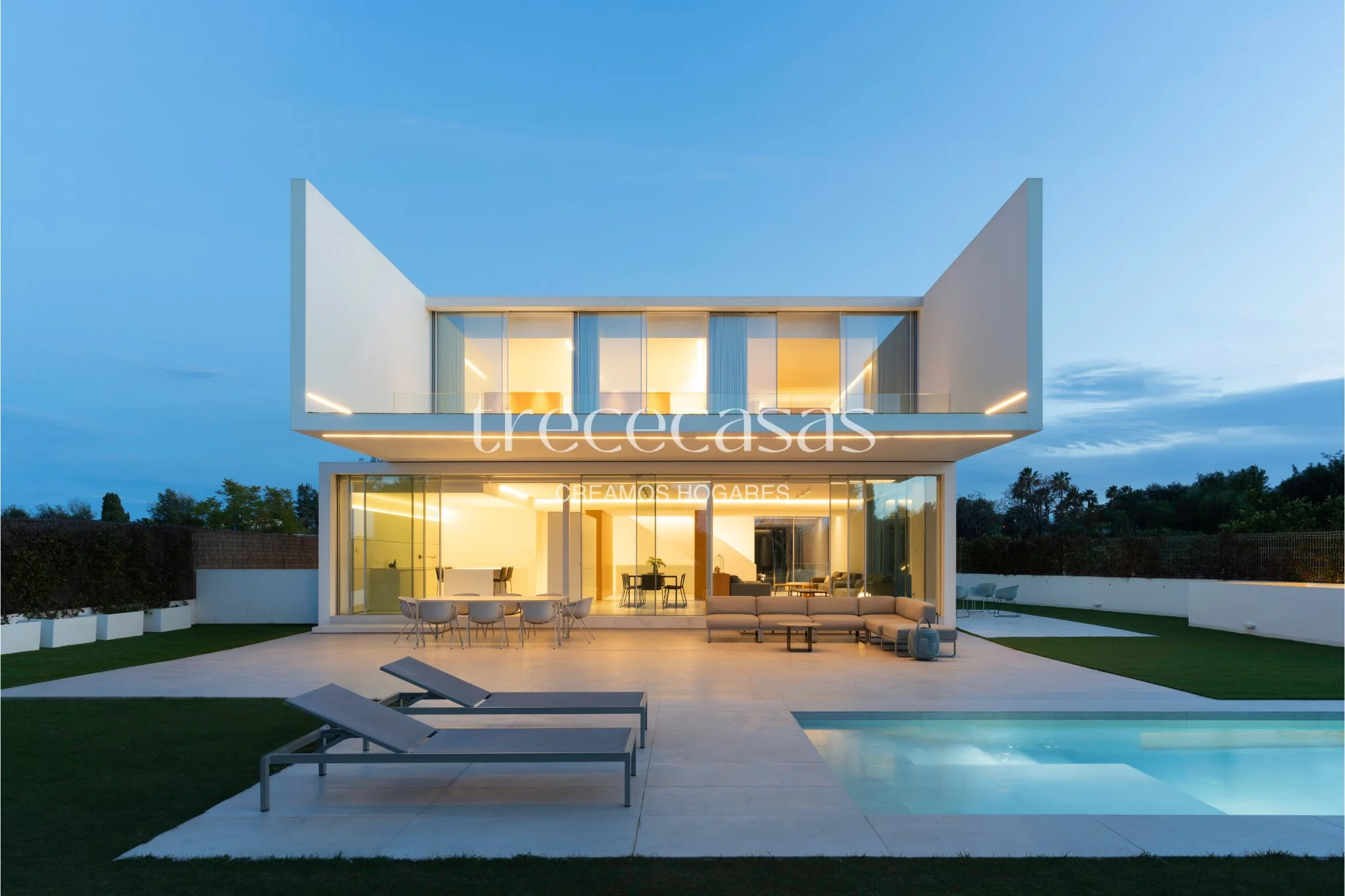 Luxury golf-front chalet with 834 m²