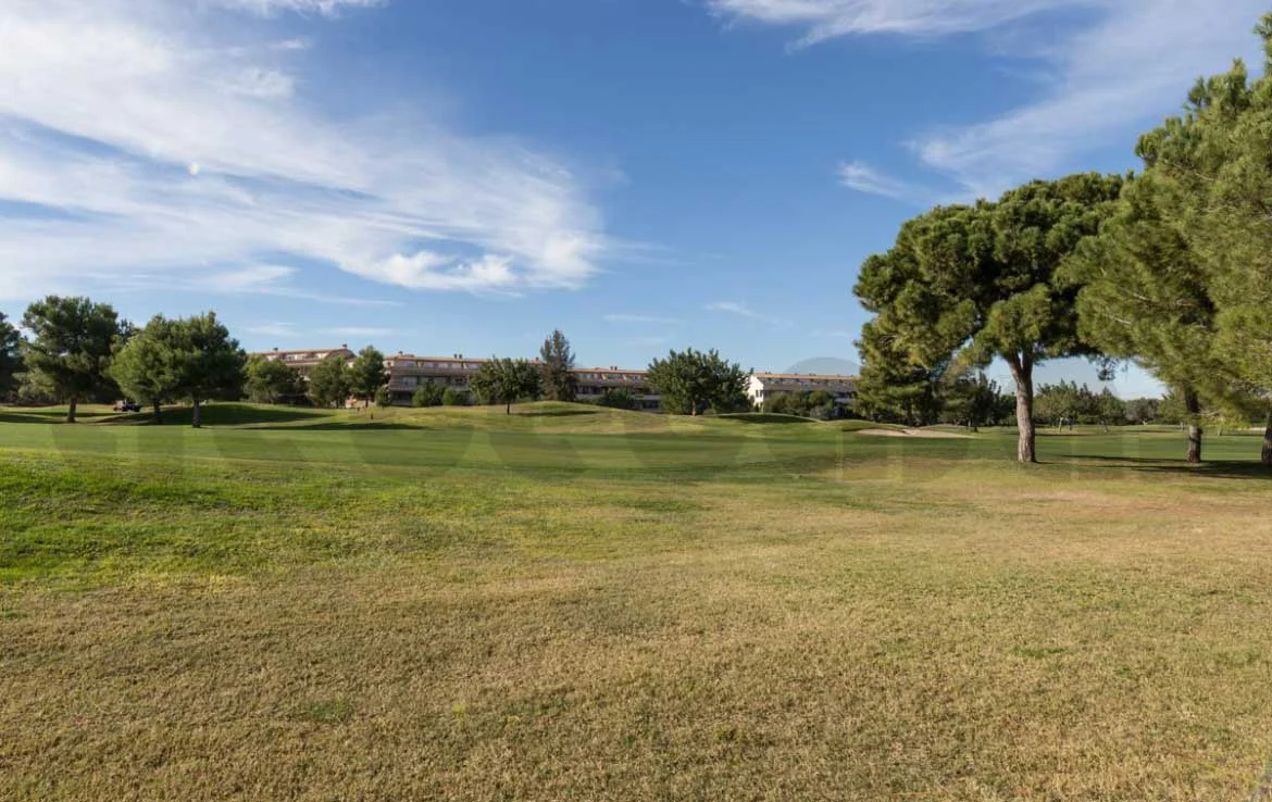 Residential plot with 30% buildability