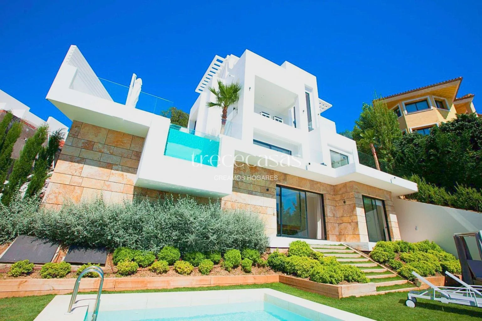Villa de siete dormitorios con piscina privada