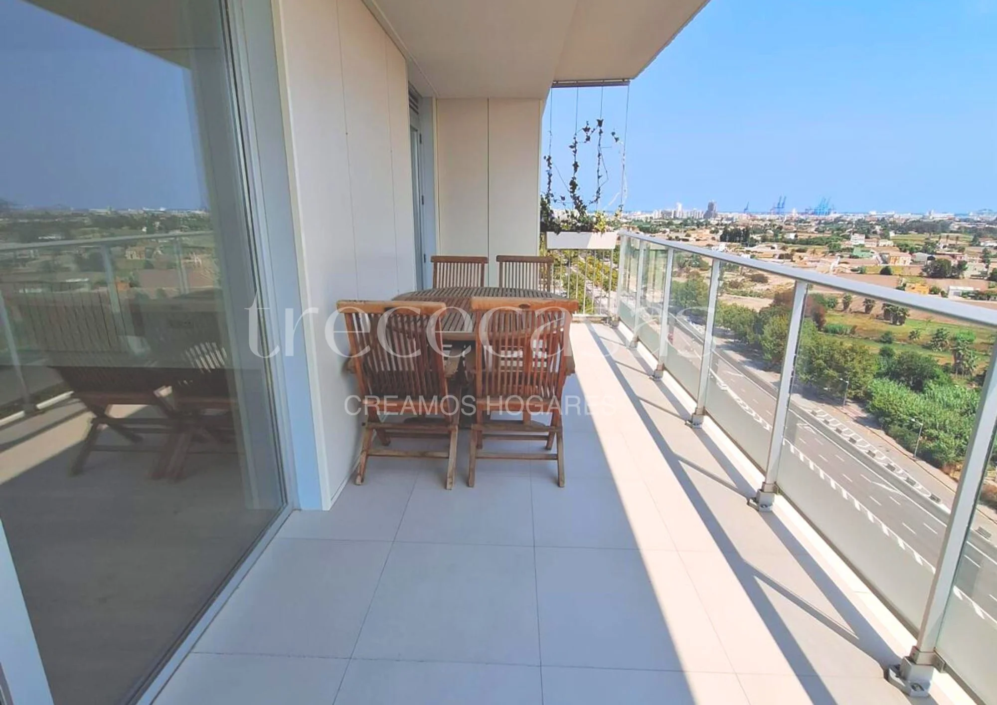 Tenanted four-bedroom flat in Valencia