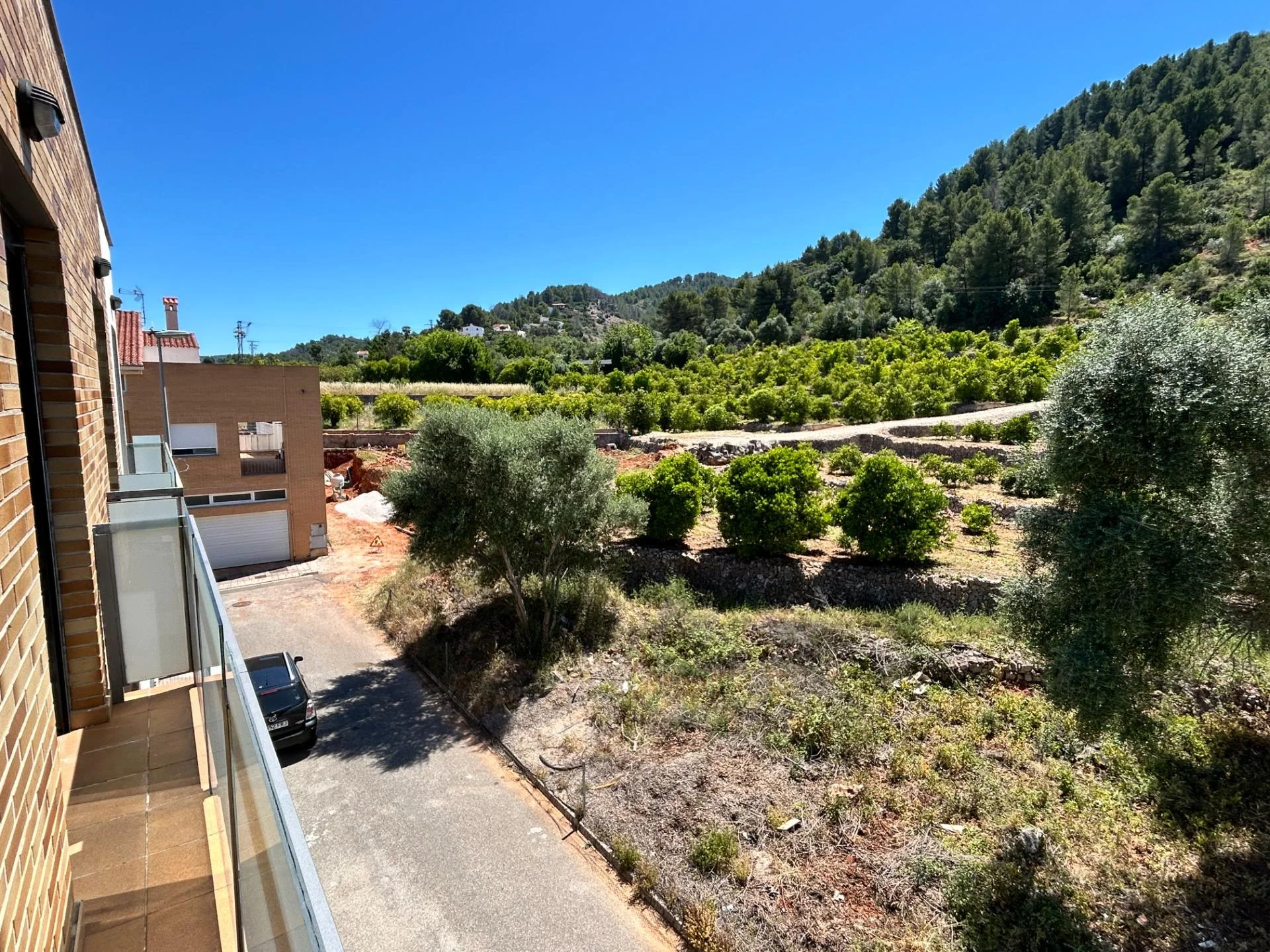Piso tranquilo con terraza en Villalonga