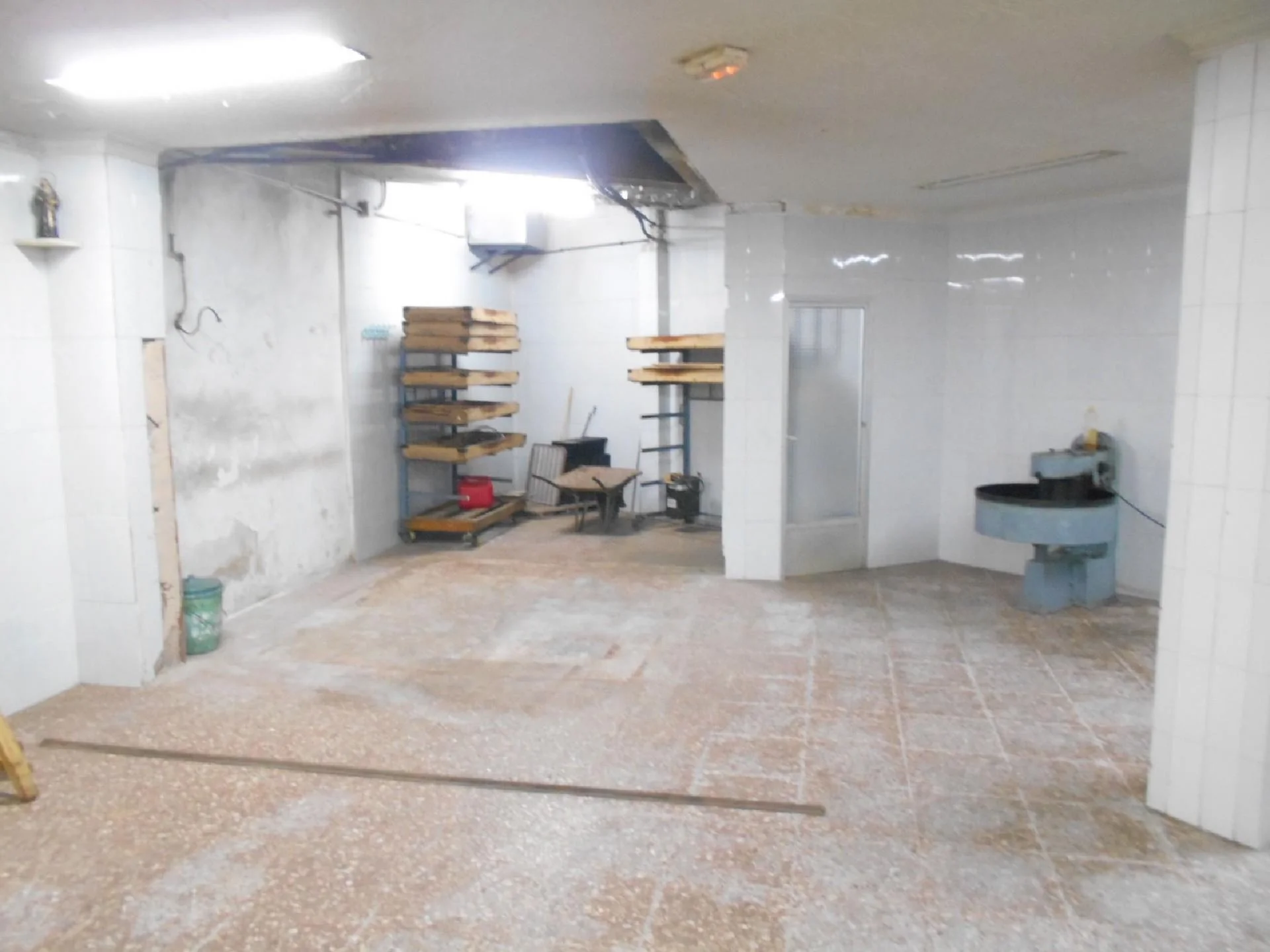Commercial premises near Oliva businesses