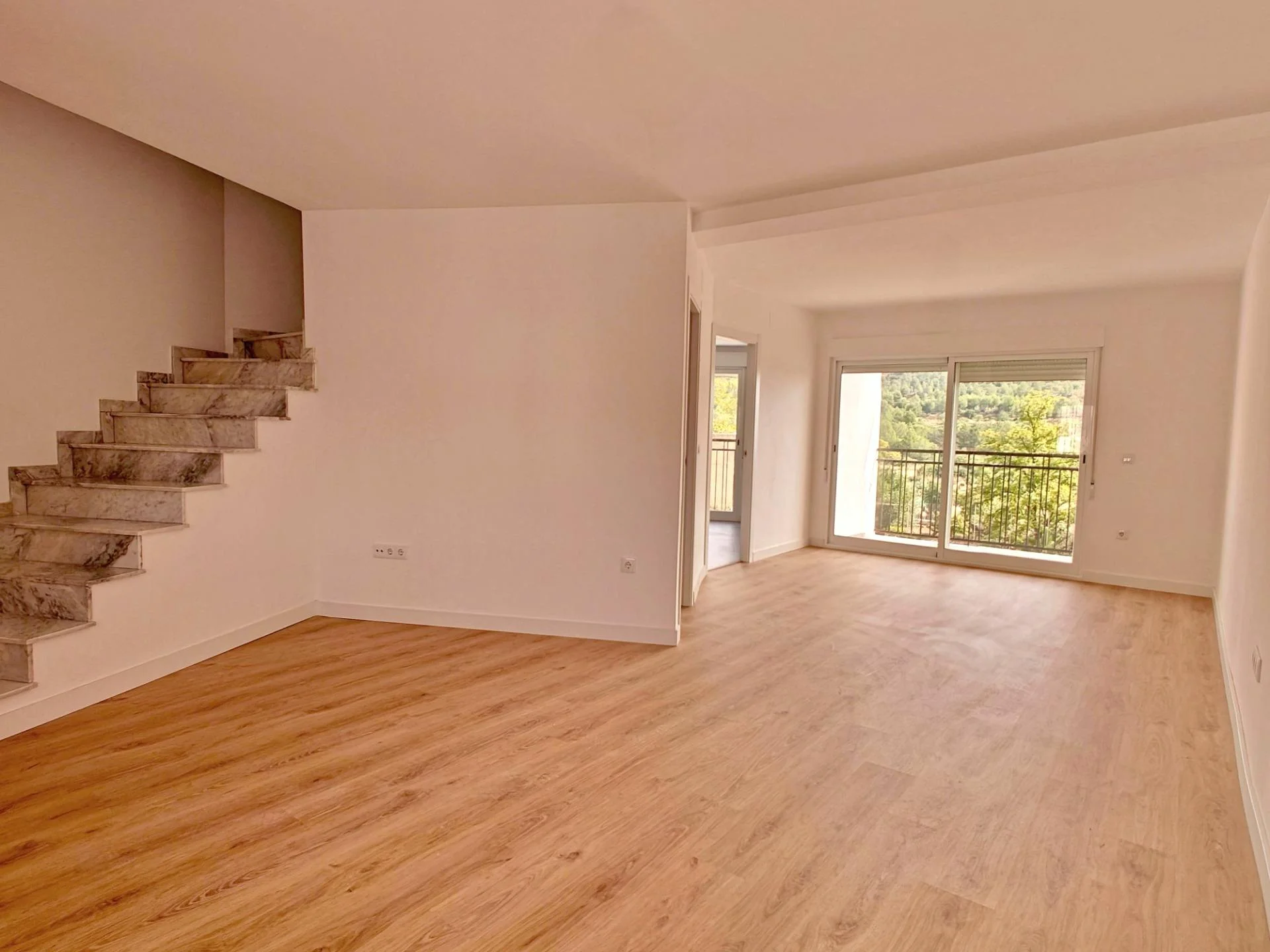 New townhouse in Buñol, 4 bedrooms