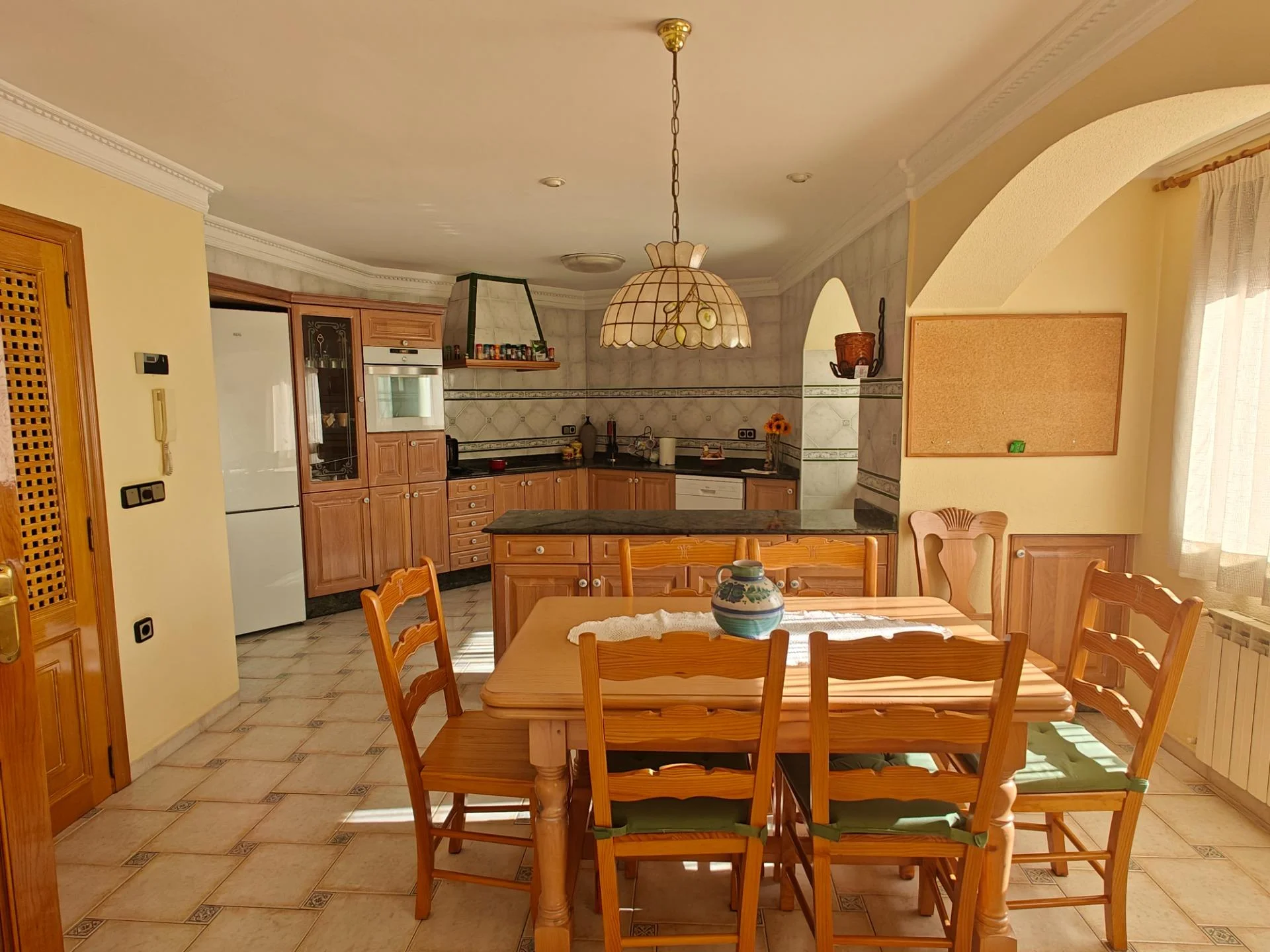 Three-bedroom house in Ventas, Buñol