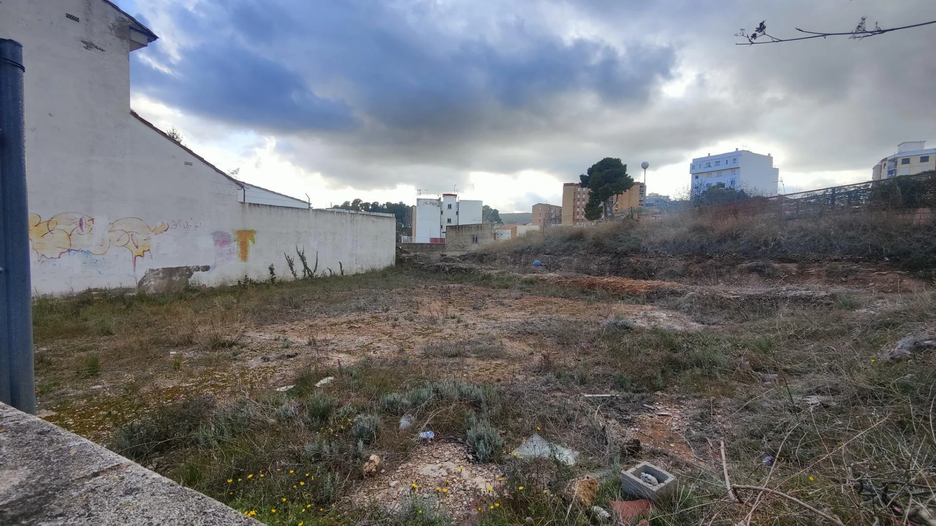 Solar en Buñol con 146 m² edificables