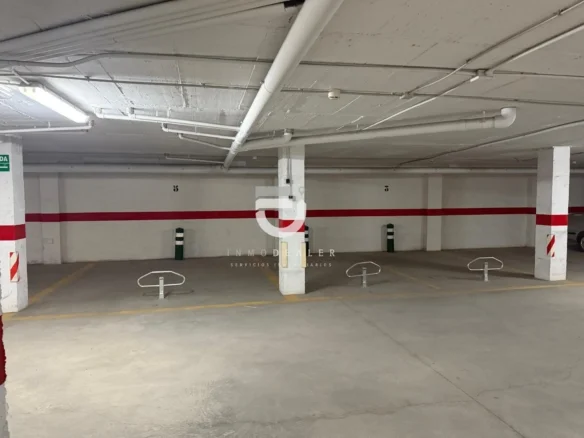 Three garage units near Gandia