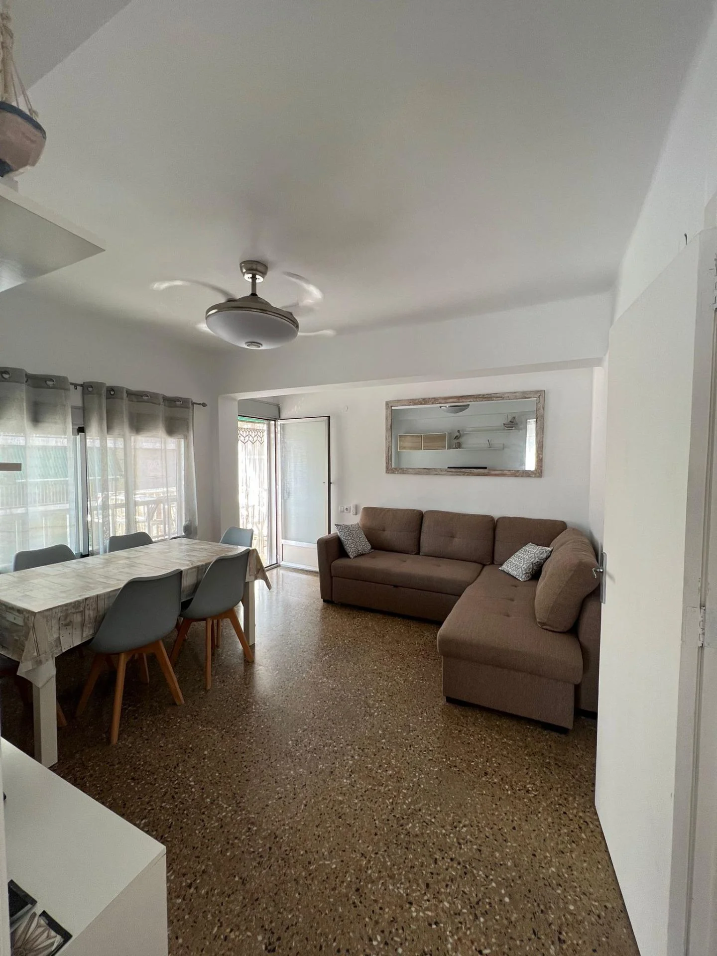 Apartamento con vistas al mar en Les Palmeres