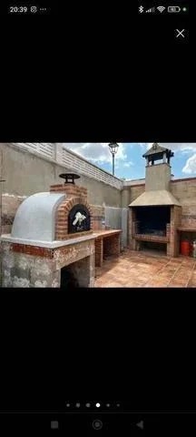 Chalet rústico con potencial de expansión