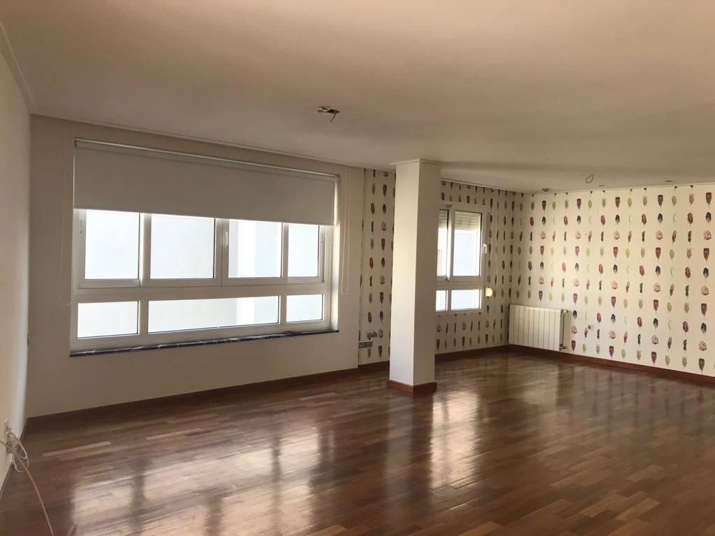 Reformed central Alzira flat, 175 m²