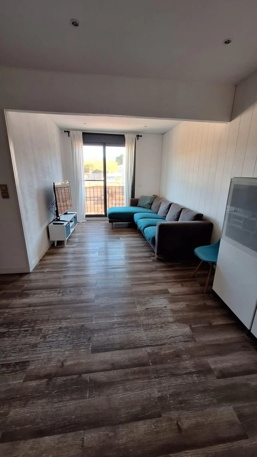 Renovated two-bedroom flat with pool