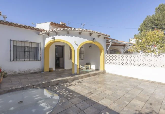 Adosado flexible con parcela de 635 m²
