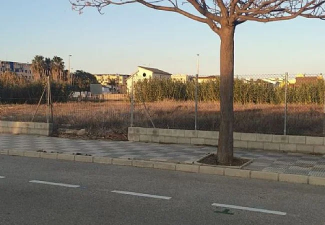 Beachside urban plot, 487 m²