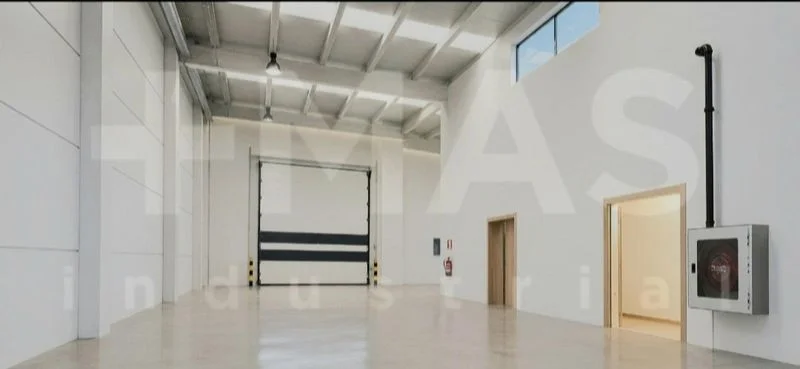 Nave industrial en Táctica, 395 m²
