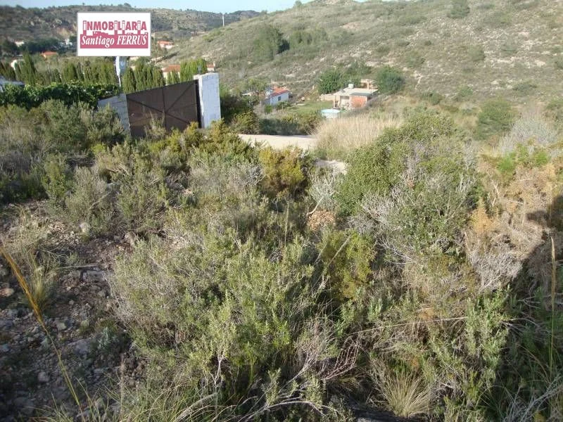 800 m² plot in Paridera area