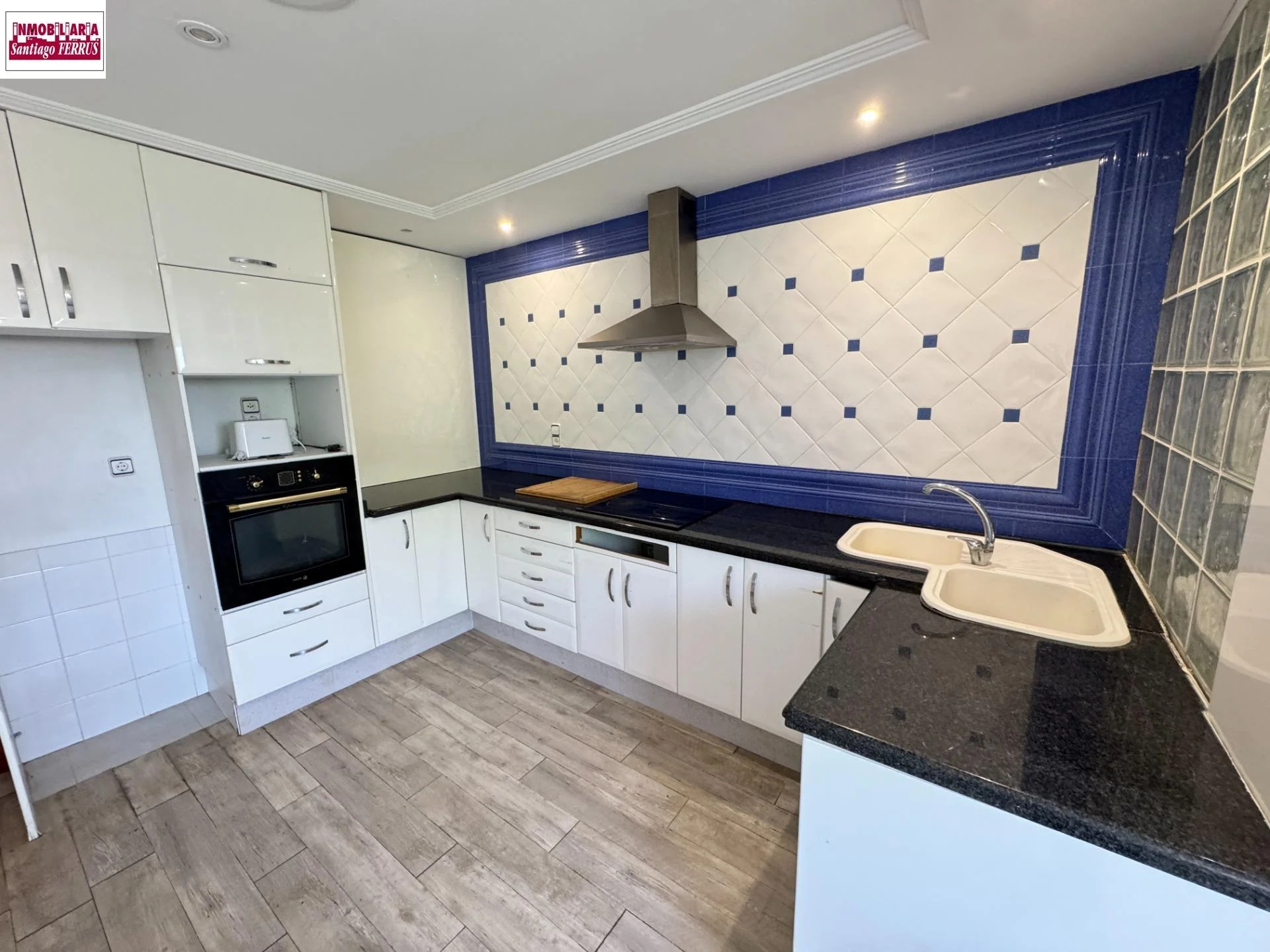Corner flat in Sollana, 2 bedrooms