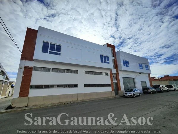 Reformed industrial warehouse, 6,057 m²