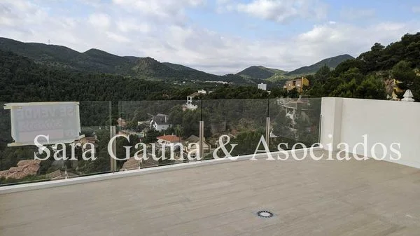 Chalet independiente cerca de Calderona, 4 dormitorios
