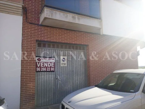 Local comercial céntrico en Faura, 120 m²