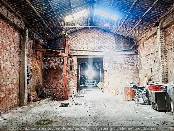 Nave industrial en Gilet, 319 m²