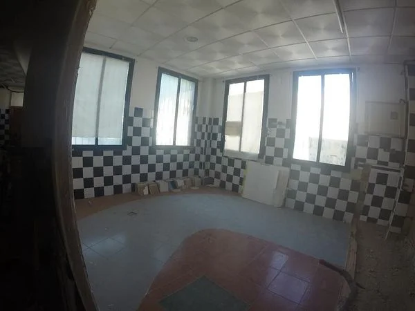 Local a pie de calle de 125 m²