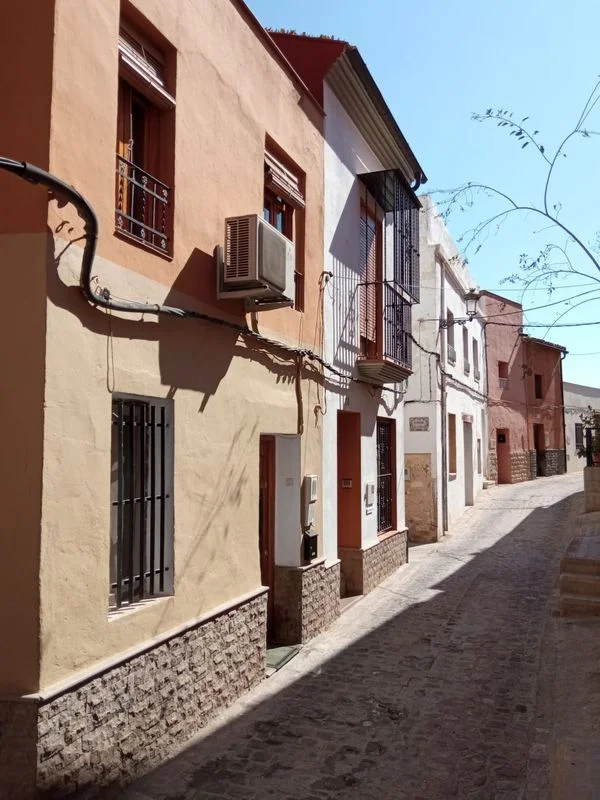 Renovated Sagunto home with terrace