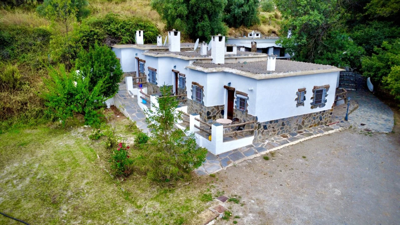 Finca rural turística de nueve dormitorios