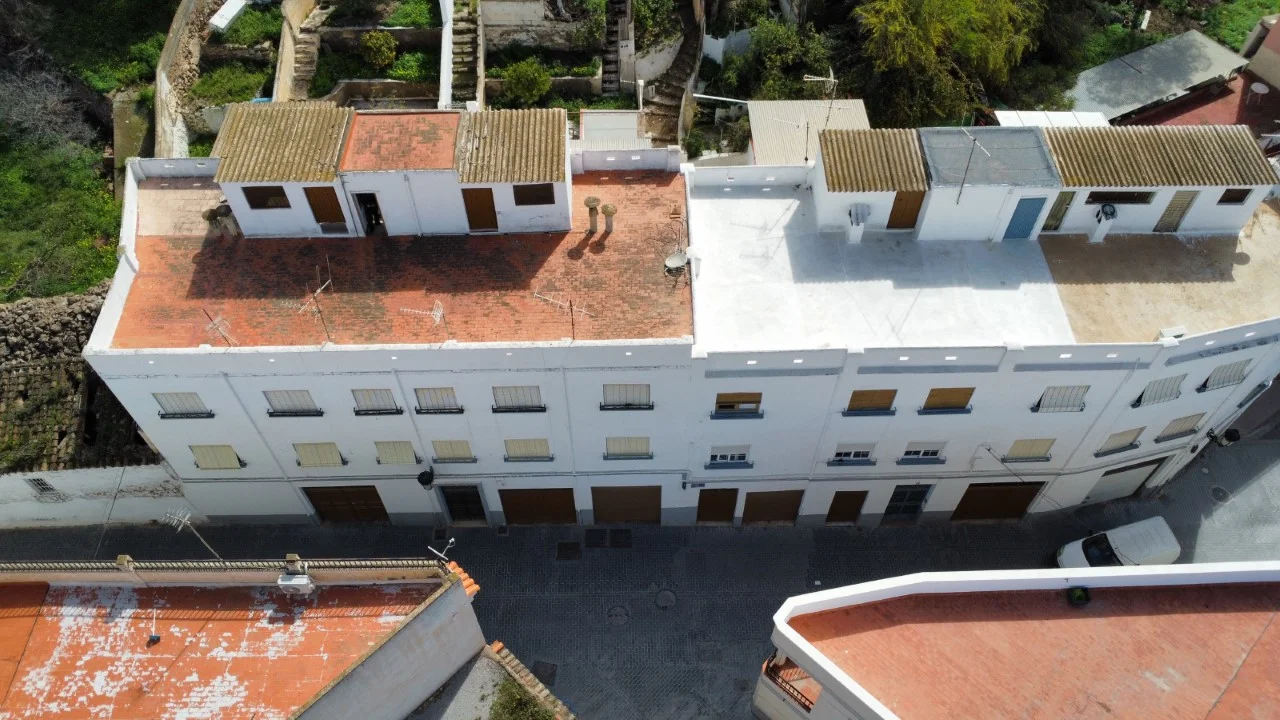 Two-bedroom flat with private garden