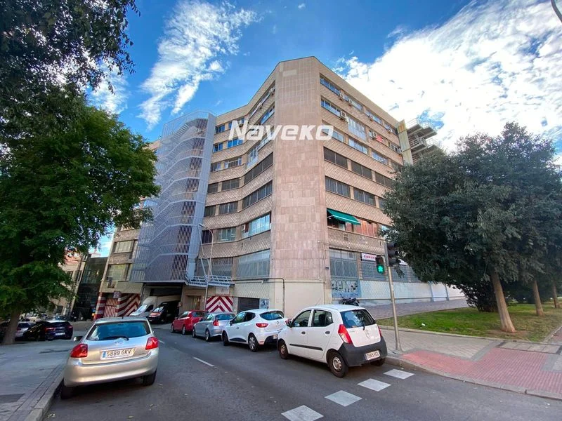 Industrial warehouse in Usera, 530 m²