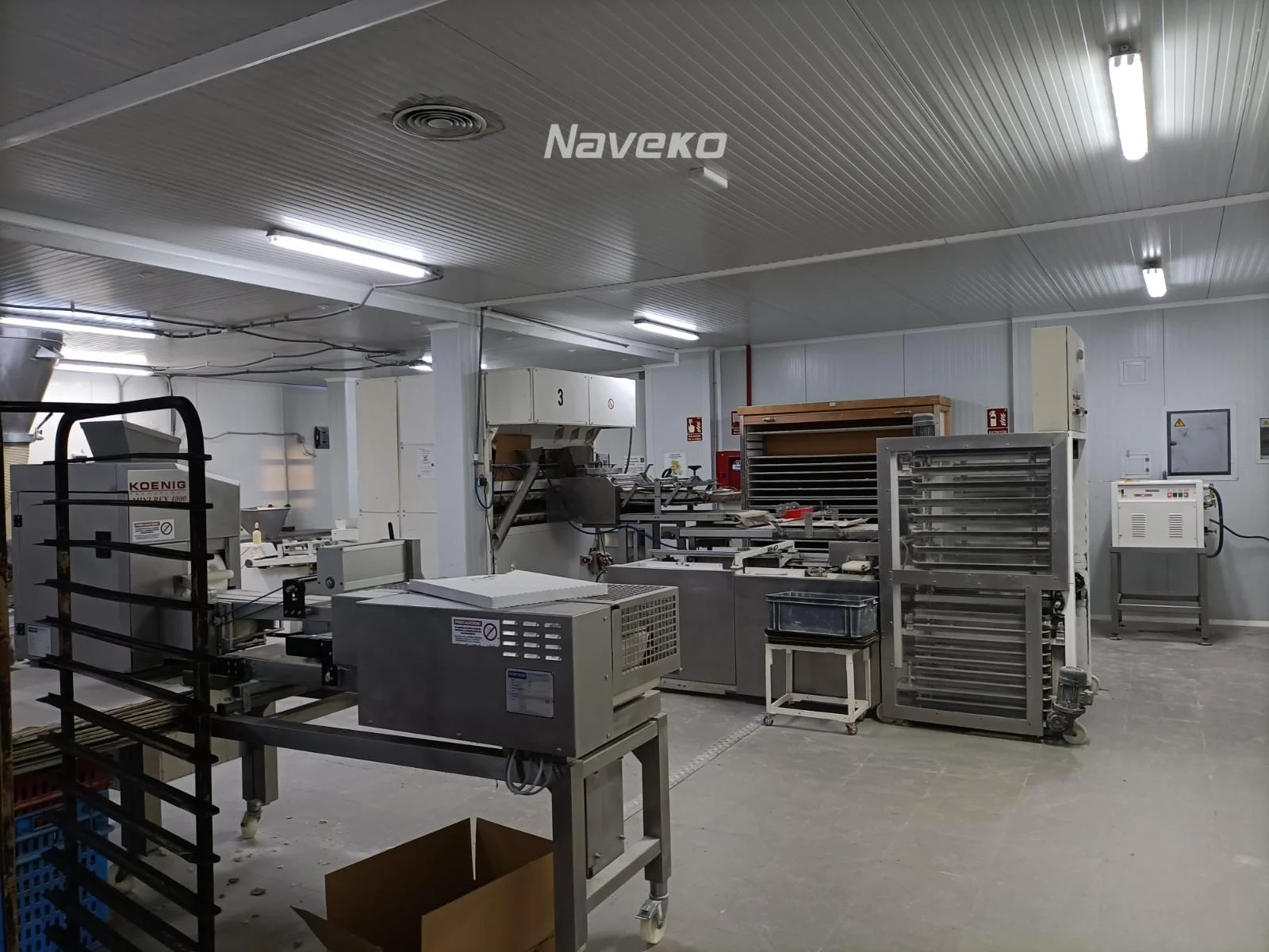 Nave industrial de panadería, 1.870 m² en Fuenlabrada