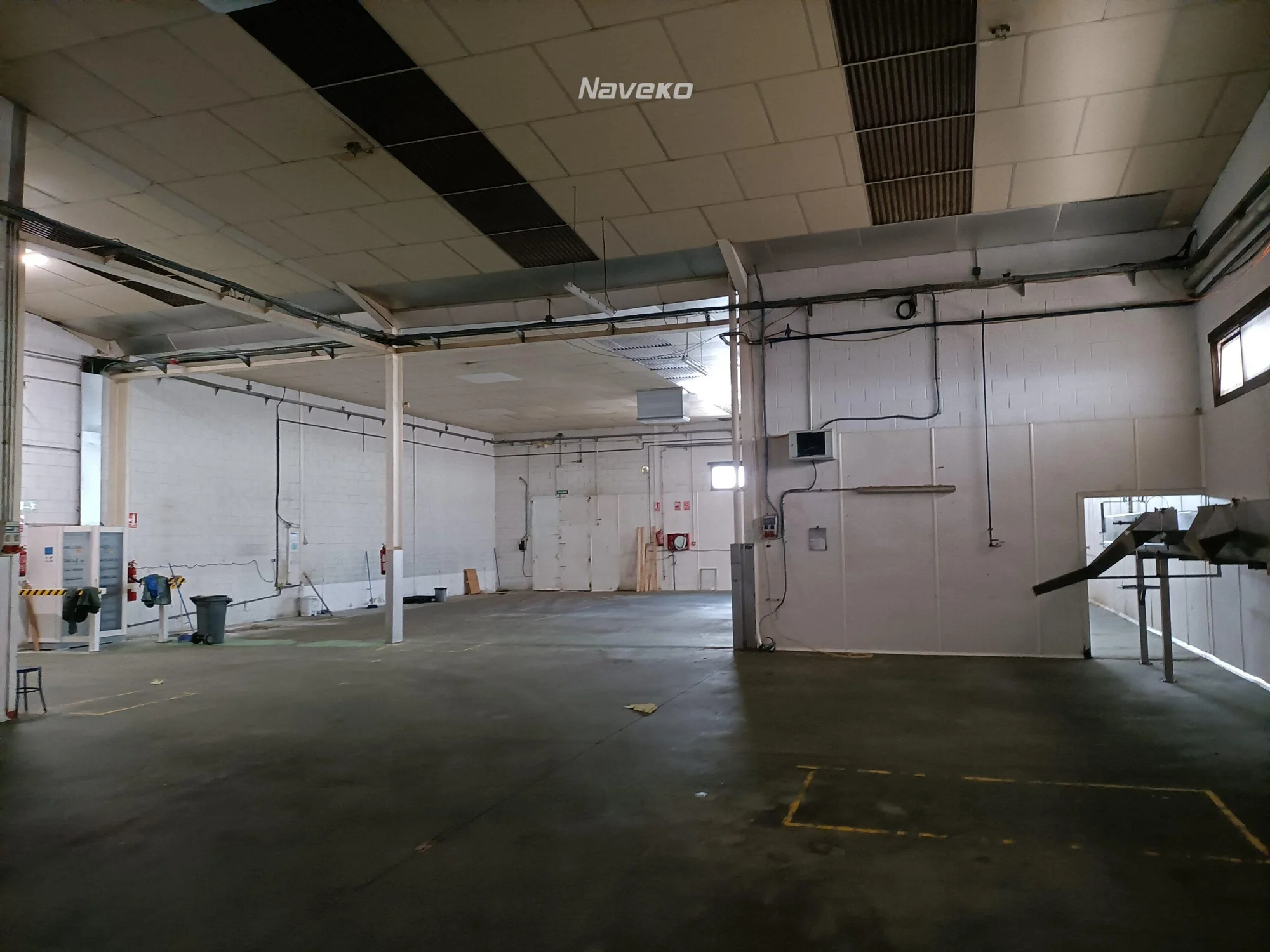 Industrial warehouse in Loeches, 2649 m²
