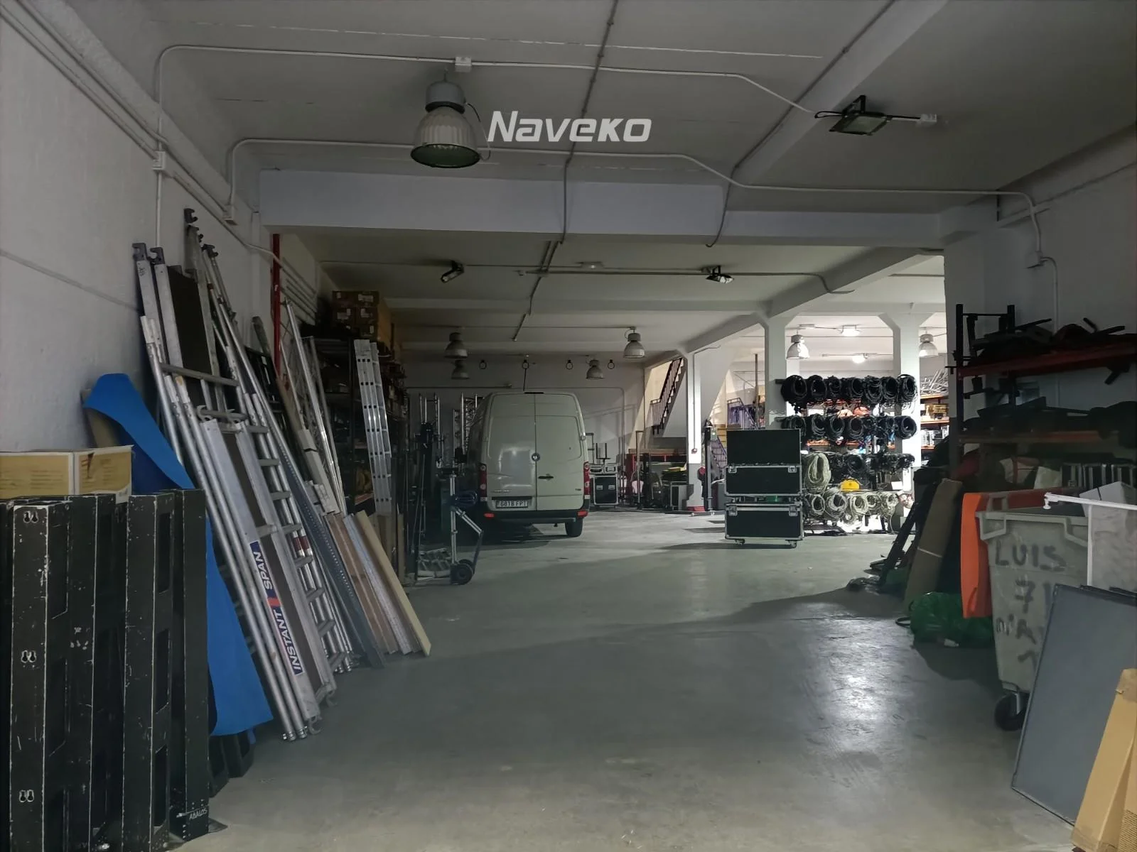 Nave industrial en Vallecas de 1.109 m²