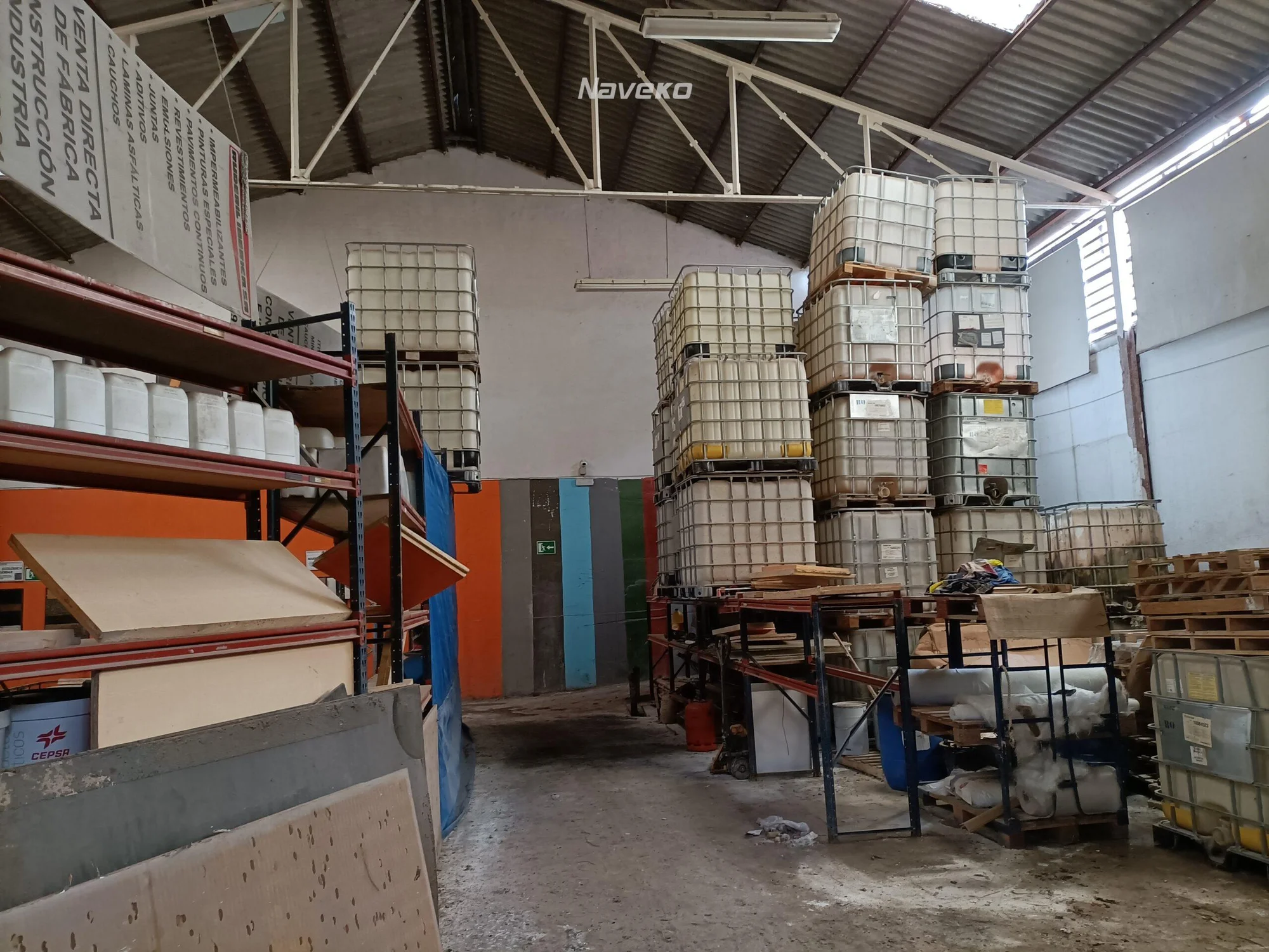 Industrial warehouse with office mezzanine