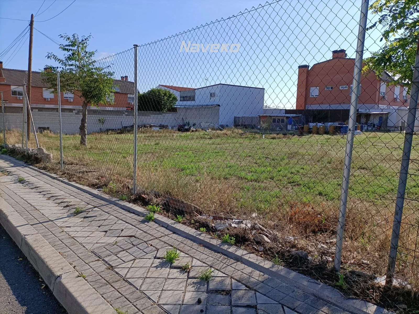 Industrial plot near Madrid, 796 m²