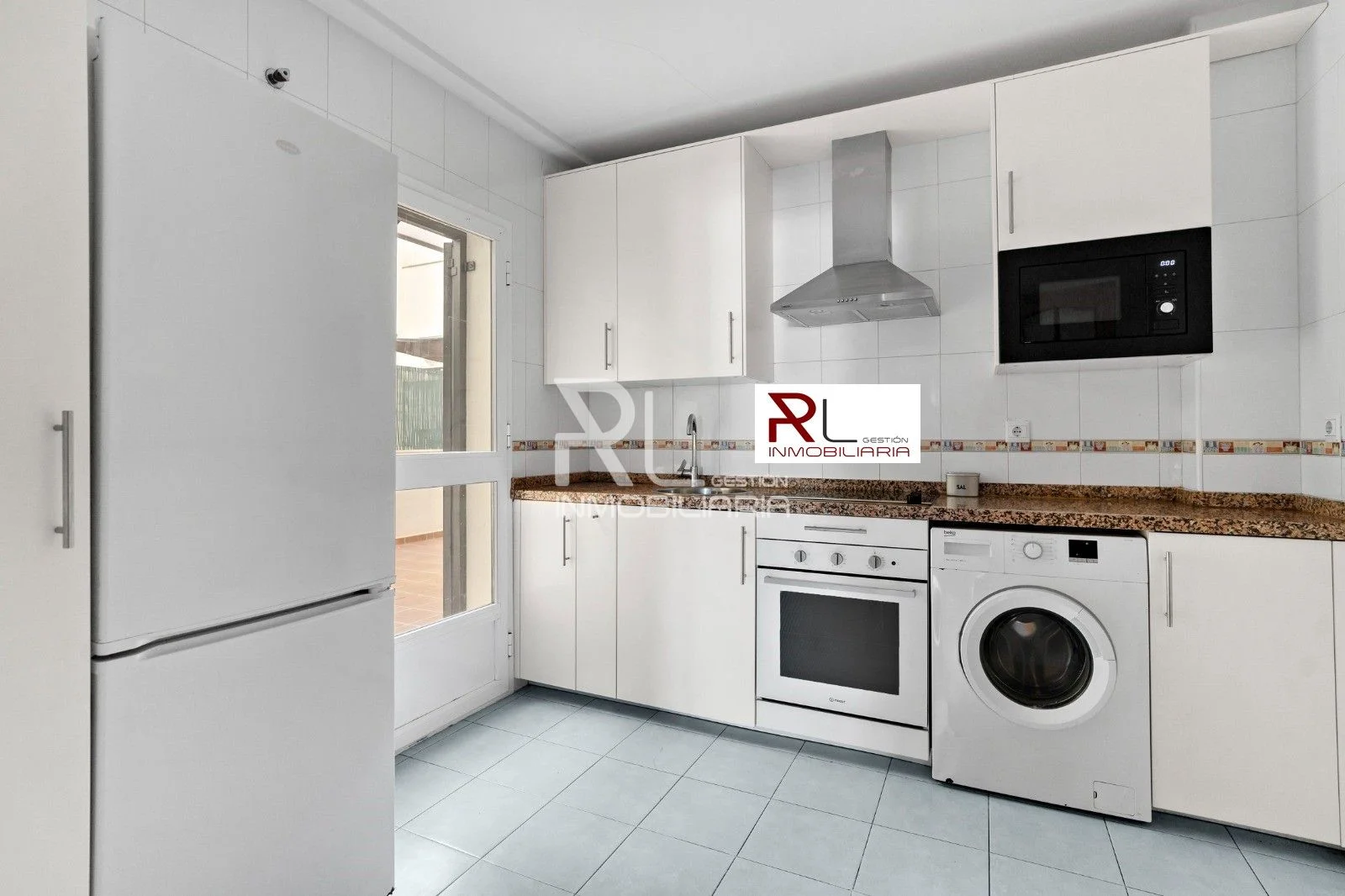 Three-bedroom flat in Cártama