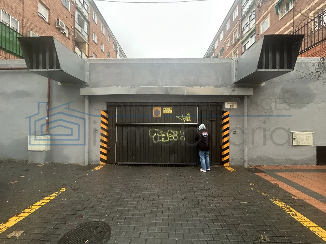 Car garage in Las Margaritas, 10.52 m²