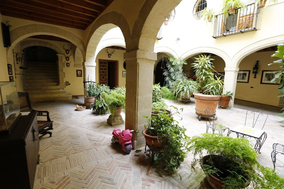 Gran casa andaluza céntrica de 7 dormitorios