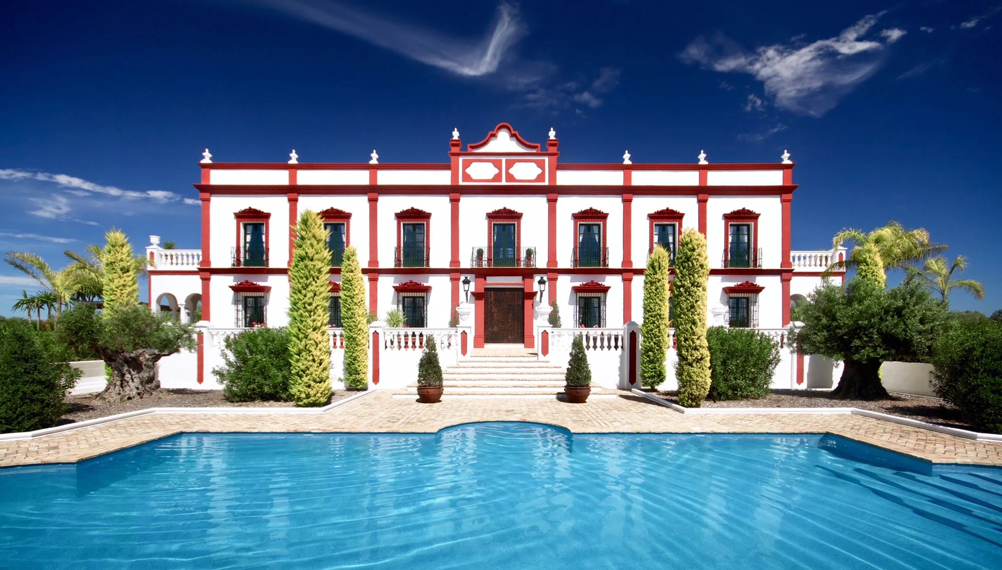 Cortijo andaluz restaurado con 7 dormitorios