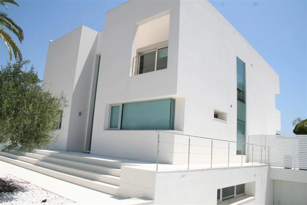 Chalet contemporáneo cerca de Novo Sancti Petri