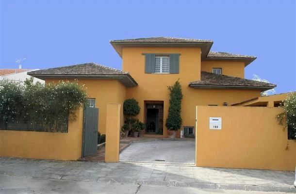 Villa frente al golf con seis dormitorios
